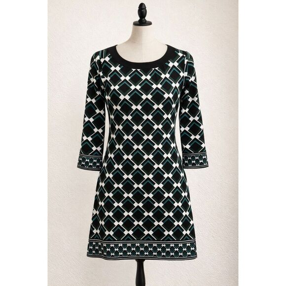 White House Black Market Dresses & Skirts - NWT White House Black Market Geometric Shift Dress Bottle Green Black Size S